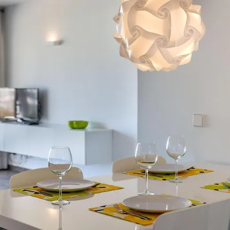 2bed In Miraflores Tatil Evi Mijas